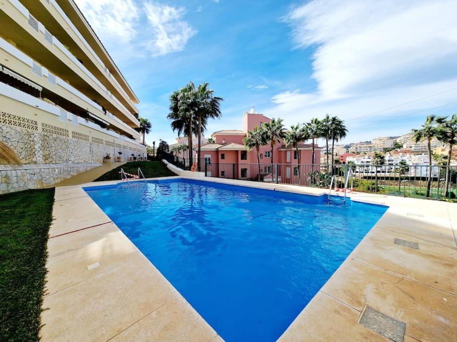 Royal Golf View: 2Br, Pools & Ac Apartman Sitio de Calahonda Kültér fotó
