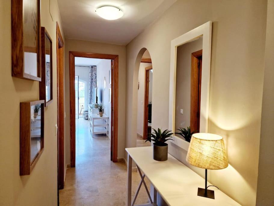 Royal Golf View: 2Br, Pools & Ac Apartman Sitio de Calahonda Kültér fotó