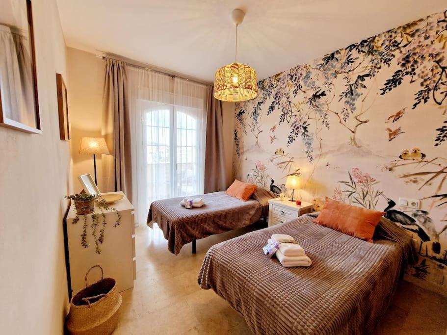 Royal Golf View: 2Br, Pools & Ac Apartman Sitio de Calahonda Kültér fotó